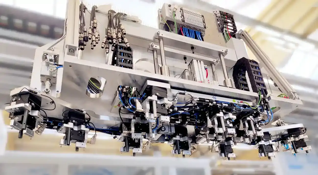 Fully automated assembly line for LED interior lighting
